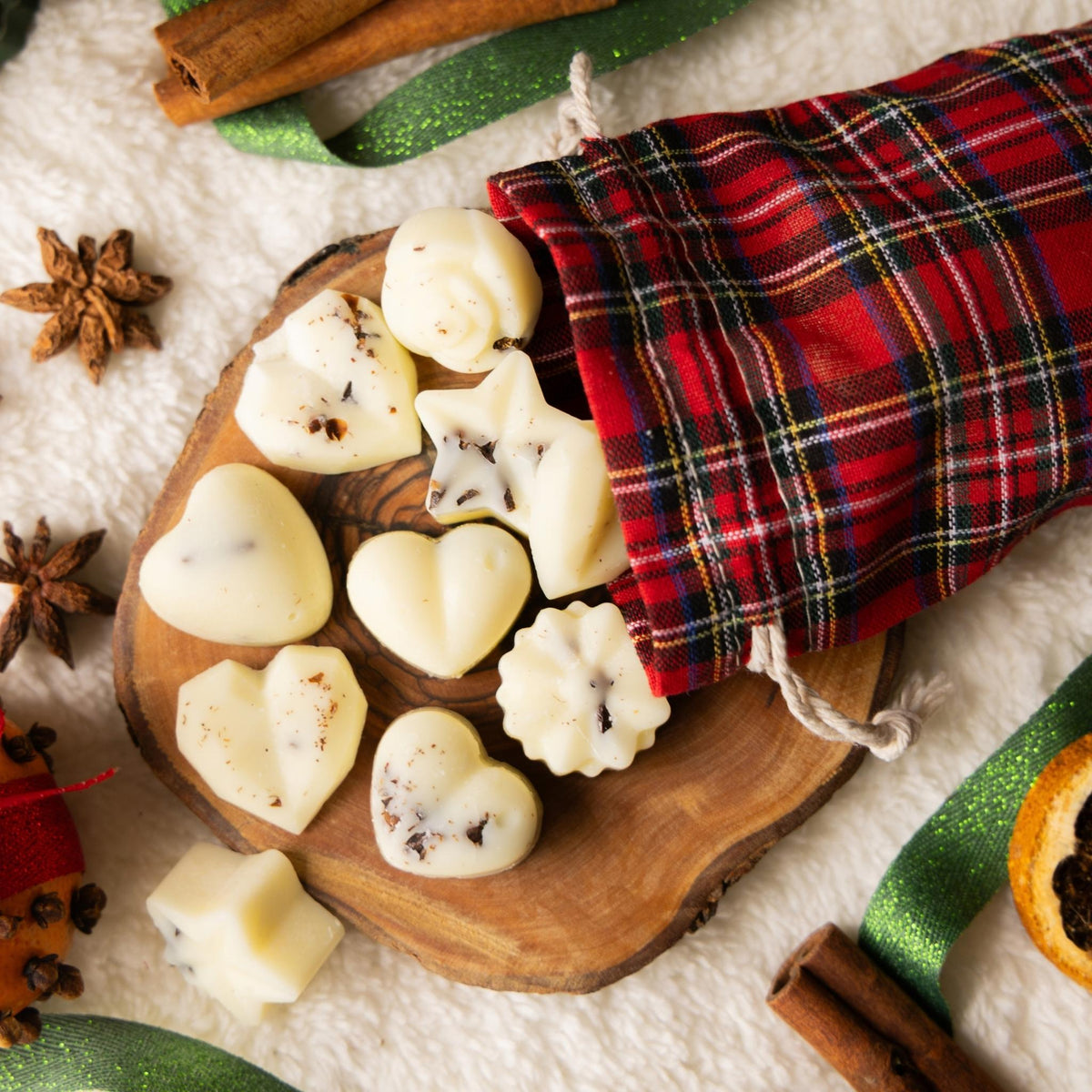 Galgorm Melts Christmas Shop featuring handmade festive wax melts and holiday home fragrance gifts