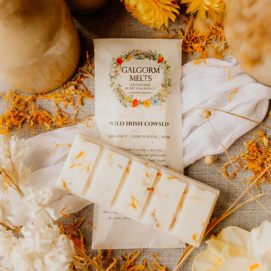 Wild Irish Cowslip, a delicate yellow flower and a rare protected species in Northern Ireland, lends its essence to this fragrance, capturing the spirit of Irish springtime. 